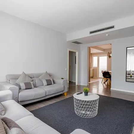 Alcam Stadium Les Corts Apartman Barcelona