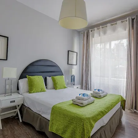 Alcam Stadium Les Corts Apartment *